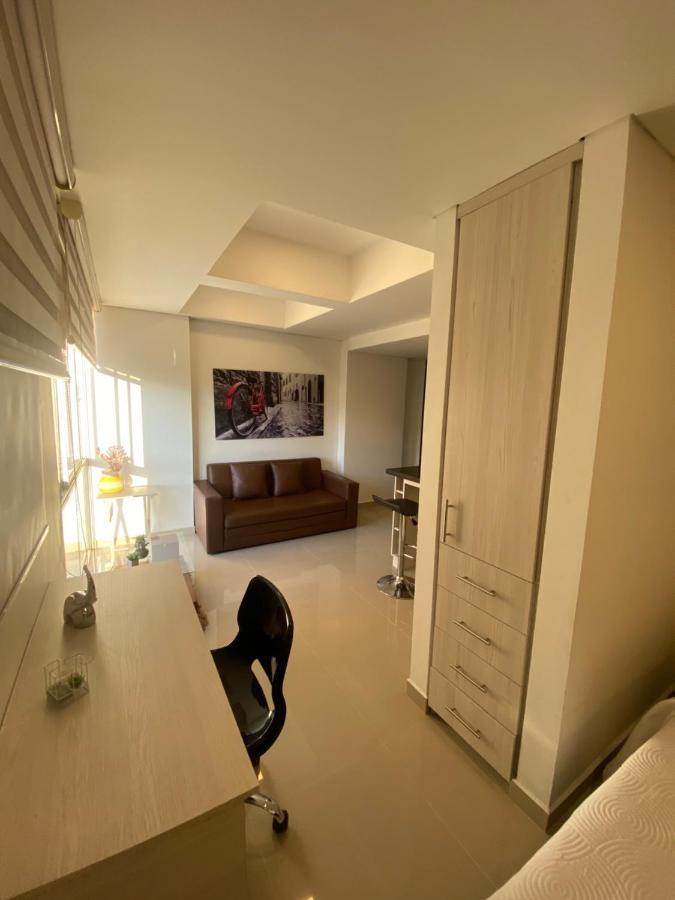 Apartasuite Moderna - En El Corazon Del Poblado เมเดยิน ภายนอก รูปภาพ