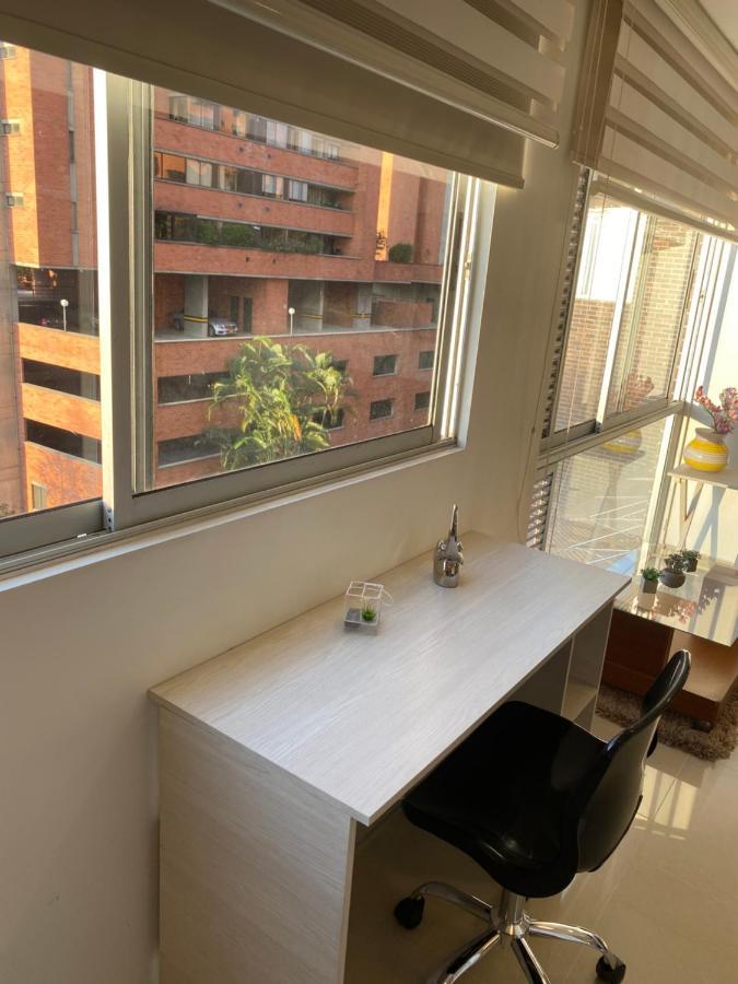 Apartasuite Moderna - En El Corazon Del Poblado เมเดยิน ภายนอก รูปภาพ