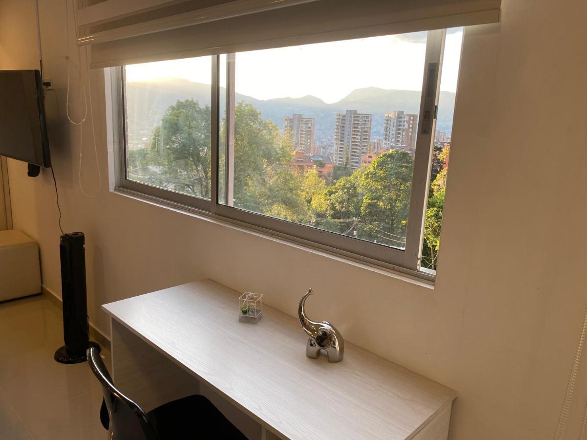 Apartasuite Moderna - En El Corazon Del Poblado เมเดยิน ภายนอก รูปภาพ