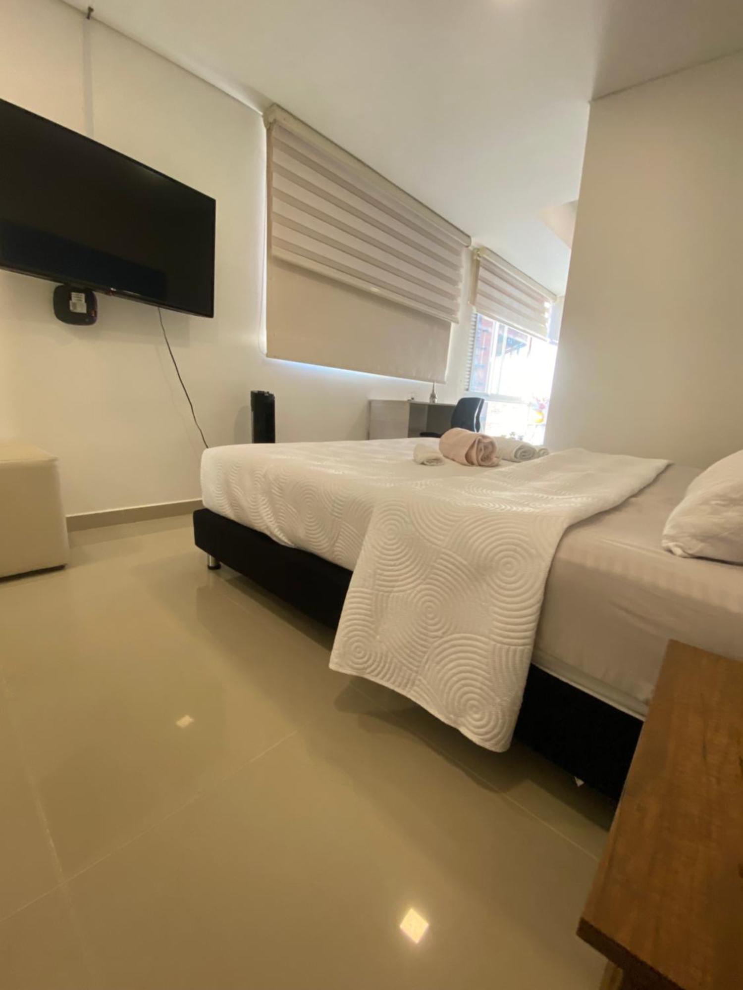 Apartasuite Moderna - En El Corazon Del Poblado เมเดยิน ภายนอก รูปภาพ